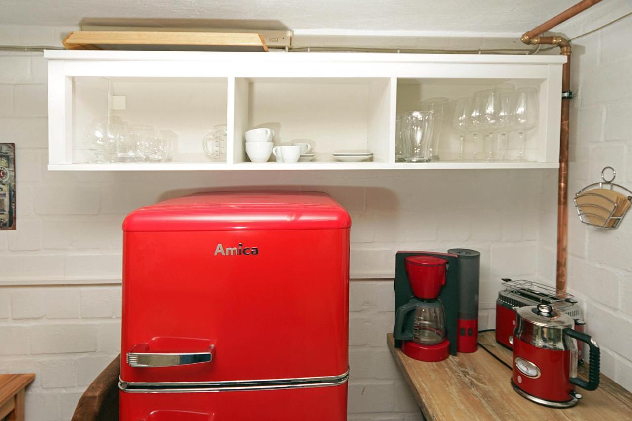 Cozy Souterrain-half-basement-apartment Included 2 Bicycles Appartamento Berlino